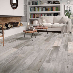 PC BARNWOOD SILVER 15x90