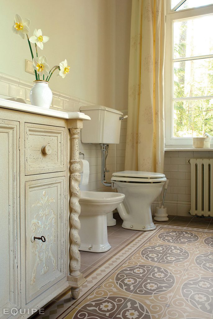 Caprice-Loire-y-Base-Taupe-20x20-685x1024-ECAPW.jpg
