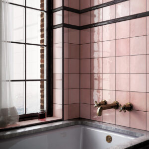Village-RoseGold-132x132-Ban-o-819x1024-EVILT.jpg